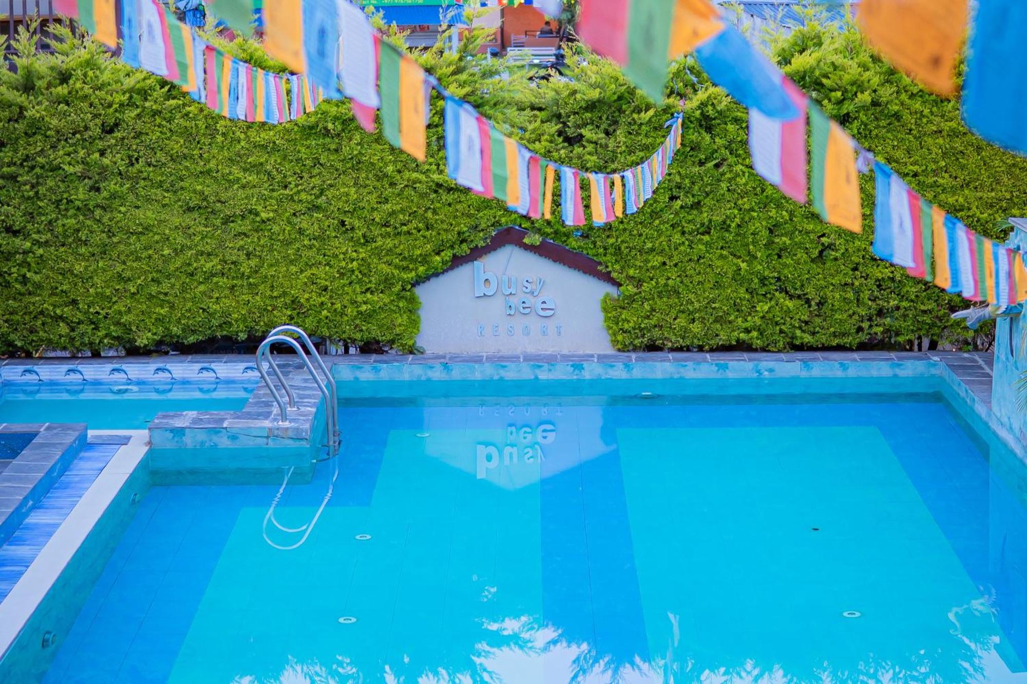 Busy Bee Resort, Pokhara Eksteriør bilde