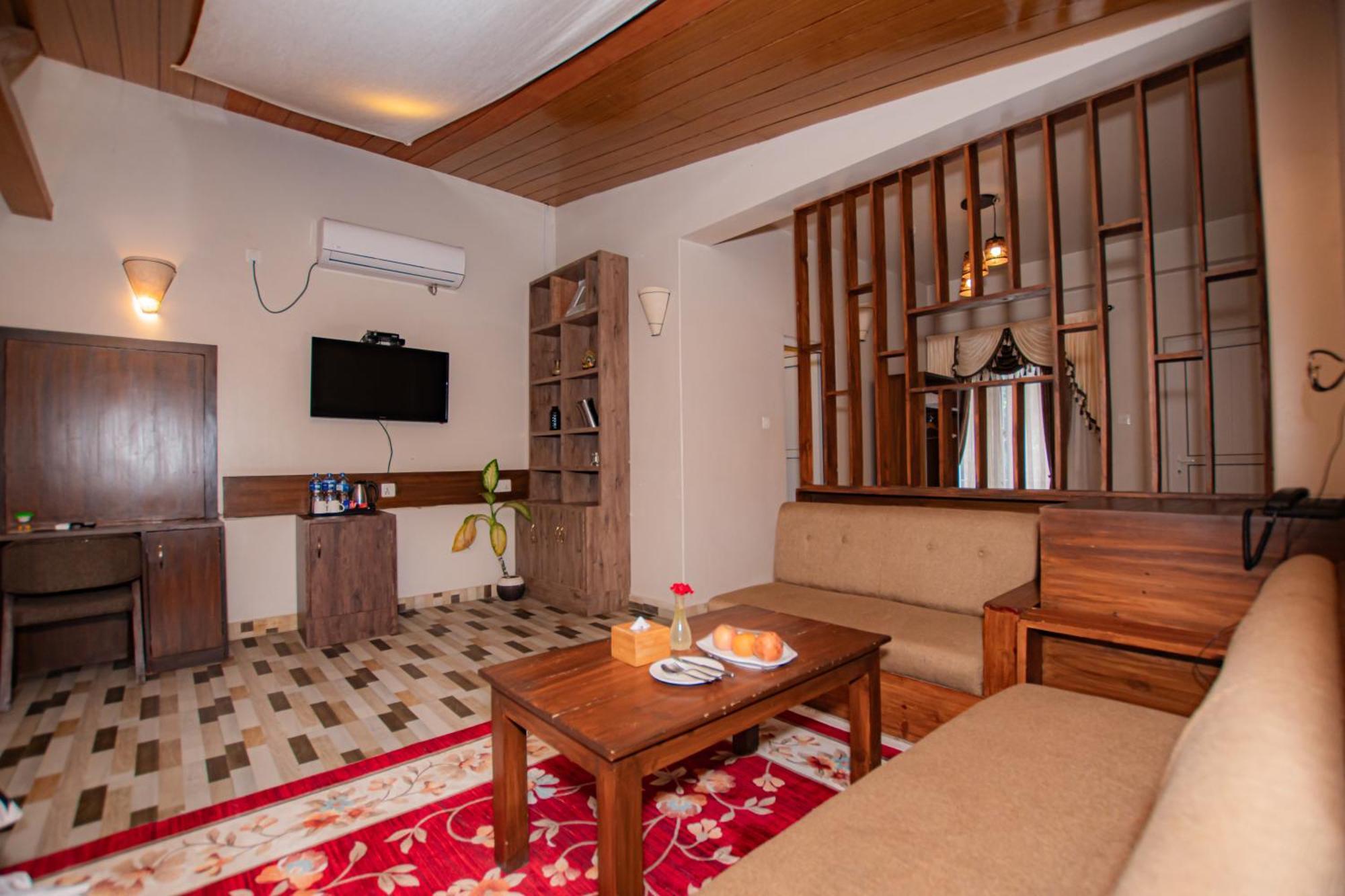 Busy Bee Resort, Pokhara Eksteriør bilde